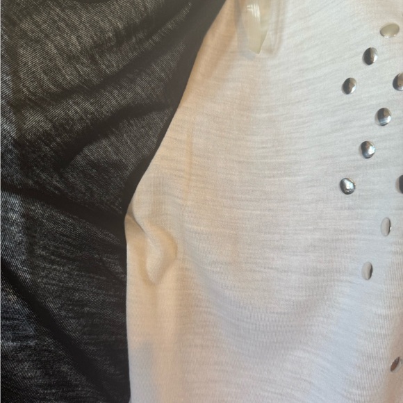 NWT Black/White Layered Look Top w/Studded Detail   1X   #3 - Picture 4 of 9
